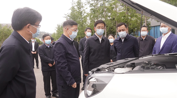 云南省委副书记、省长王予波带队到 人生就是博官网动力发展调研